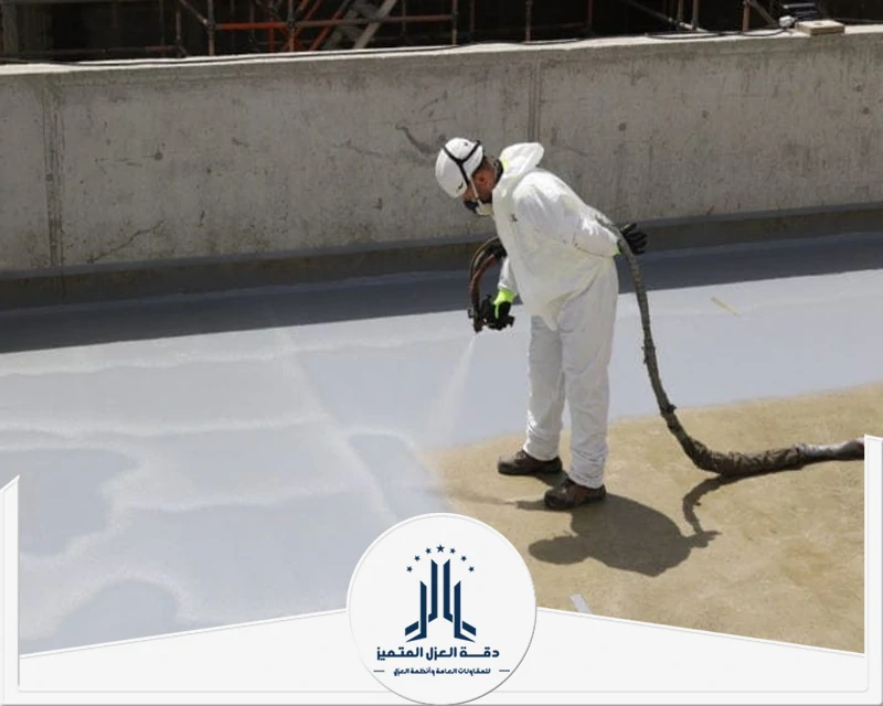 شركة عزل اسطح ببيش 0538700436 شركة دقة العزل المتميزة تكنولوجيا العزل بالرش، تعمل رغوة الفوم المتمددة على تكوين طبقة حماية صلبة تغلف الأسطح بالكامل.